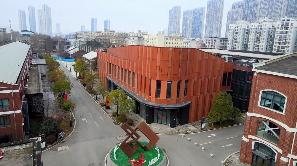 續(xù)寫老工業(yè)輝煌，重塑當(dāng)代新工廠